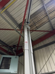 Elevador de dos postes de 3.5T sin base, trifásico, giratorio para garaje. SPOA3TS-5 en gris. Elevador de vehículos profesional FSH trifásico a precio económico - Product Image 2
