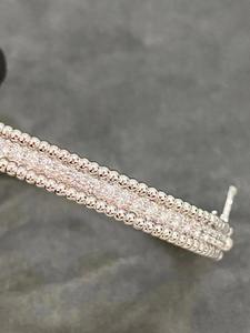 Elegante Brazalete de Tenis con Doble Hilera de Cuentas y Diamantes Moissanite, Plata 925, Joyería Minimalista de Lujo para Uso Diario - Product Image 2