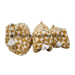 Grande trousse de maquillage écologique en coton matelassé à motif de pompons, organisateur de cosmétiques de voyage, pochette de transport avec fermeture éclair - Product Image 3