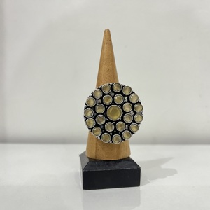 แหวนเงินแท้ผสมทองเหลืองลายโมนาลิซ่า สำหรับผู้หญิง ของขวัญสำหรับเธอ - Product Image 5