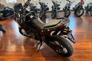 Motocicleta Deportiva Estándar Disponible en Stock con Cilindrada de 1000-1500cc y Velocidad Máxima Superior a 80km/h - Product Image 2