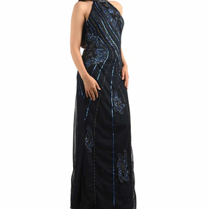Robe de soirée noire ornée sans manches avec soutien-gorge intégré, silhouette élégante en A, longueur totale, design ajusté, col haut - Product Image 1