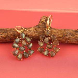 ต่างหูห้อยประดับลาบราดอไรต์สีรุ้งน้ำหนักเบา ดีไซน์ทันสมัย รูปทรงลูกแพร์ ทำจากอัญมณีธรรมชาติ เหมาะสำหรับผู้หญิง - Product Image 3