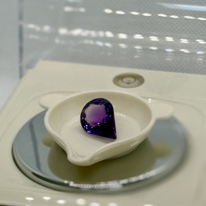 Piedra de amatista púrpura natural de Sri Lanka corte de pera piedra preciosa calibrada suelta facetada para la fabricación de joyas - Product Image 1
