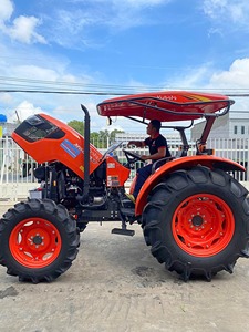 Tractor Agrícola Kubota M6040 de 60HP 4WD, Tractor Diésel para Preparación de Terrenos, Cultivo y Trabajo Agrícola - Product Image 2