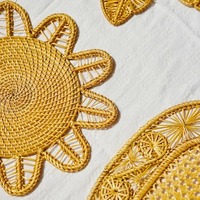 Napperon en rotin en gros, tressé à la main, rond, en osier, en forme de pétale de tournesol, décoration rustique pour table à manger, fait main en fibre