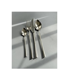 Ensemble de couverts en métal artisanal de la meilleure qualité adapté aux jeunes mariés et à l'amélioration des paramètres de table à manger modernes - Product Image 2