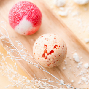 Tratamiento de Baño de Crema de Fresas, Indulgencia Dulce, Espuma Suave para la Piel, Inspirado en Postres, Hecho a Mano en Letonia, Marca Privada, Suministro al por Mayor - Product Image 4