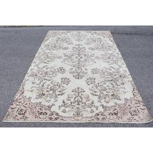 พรมขนาด 6x9.5 ฟุต, พรมตุรกีโบราณ, พรมลายจุดสีขาว - Product Image 1