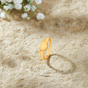 แหวนชุบทอง 18K ดีไซน์ทันสมัยสำหรับวันครบรอบ ทำจากทองเหลือง ปรับขนาดได้ - Product Image 1