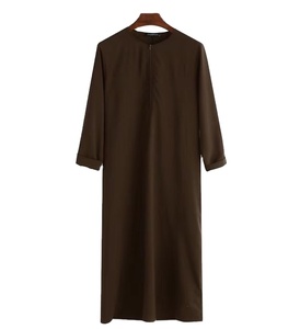 Dernier modèle de robe musulmane Jubba Jalab Daffah Al Aseel pour homme Robe en soie teintée en violet Offre Spéciale Ramadan - Product Image 5