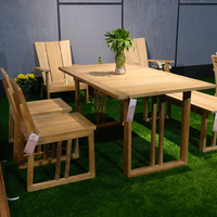 Table à manger carrée en bois massif, design moderne et minimaliste, écologique et durable, idéale pour les hôtels - Vente flash
