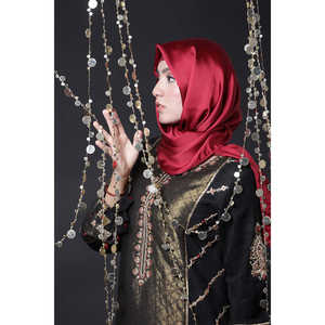 Ropa Africana Negra Atrevida - Product Image 2