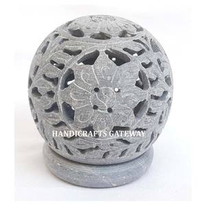 Portavelas de luz de té tallado de esteatita, diseño de flor de forma redonda, producto hecho a mano pulido para la decoración del Festival de Diwali - Product Image 1