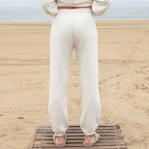 Pantalons de jogging en molleton français neutre pour femmes, hiver, 100% coton biologique de luxe, pré-rétréci, certifié GOTS, doux, coupe régulière - Product Image 4