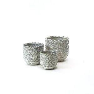 CQB6204CR - Petit bol en céramique crème avec motif à échelle - 4,2 W x 4. H - Product Image 2