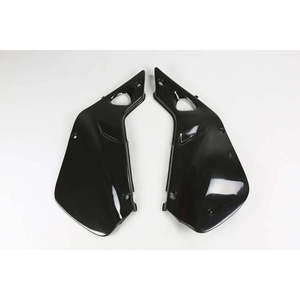Pannelli Laterali XFUN per CR 250 1997-1999 in Nero, Realizzati in Plastica ABS Resistente, Made in Italy - Product Image 1