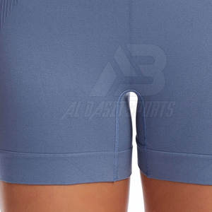 Pantalones cortos de botín para mujer Scrunch diseño personalizado pantalones cortos activos ajustados para gimnasio - Product Image 6