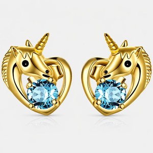 Orecchini a perno E423 a forma di cuore blu da donna, in lega di zinco placcata oro, con gemma taglio brillante e montatura a griffe, gioiello alla moda, idea regalo - Product Image 1