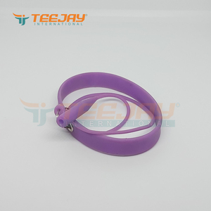 Banda de Muñeca Flexible de Goma para Pinzas, Color Morado, Reutilizable, Herramienta para Extensión de Pestañas - Product Image 4