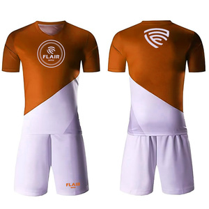 Tenue de football unisexe de haute qualité, design personnalisé, impression par sublimation, maillot de football respirant à manches courtes, ensembles uniformes - Product Image 6