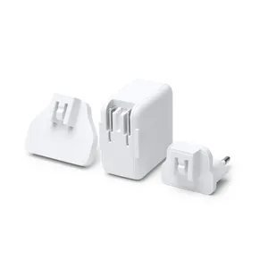Adattatore da Viaggio Personalizzato Blim, Gadget USB Promozionali per un Facile Accesso durante il Viaggio - Product Image 2