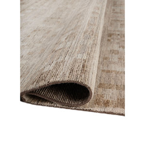 พรมขนสัตว์ถักมือสีเบจและสีน้ำตาลลายเรขาคณิต พรมปูพื้นปอกระเจาสำหรับตกแต่งห้องนั่งเล่น รุ่น Re-1595 ขนาดใหญ่ - Product Image 2