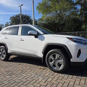 Toyota RAV 4 XLE 2025 - Product Image 1