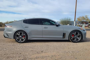 USADO, LIMPIO, CONDUCCIÓN IZQUIERDA/DERECHA, KIA STINGER GT2 2021, 365 HP, V6 BITURBO, ALTAMENTE EQUIPADO, LISTO PARA ENVIAR - Product Image 3