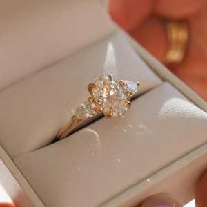 IGI Certifié 14K Or Ovale Lab Grown Diamant Bague de Fiançailles Pierres Latérales Rempli Style Classique Bijoux Personnalisés Femmes En Gros - Product Image 6