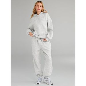 Survêtement de sport décontracté de conception professionnelle pour la saison d'hiver Logo personnalisé Jogging Sweat à capuche pour femmes Survêtement - Product Image 6