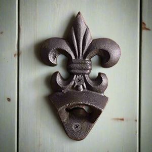 Ouvre-bouteille en fonte antique élégant avec un look rustique parfait pour les restaurants de fonctions de banquet et les intérieurs modernes - Product Image 1