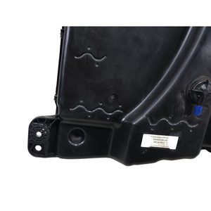Réservoir ADBLUE pour Audi Q3 Série (F3B) 5QF131877P (18>) - Product Image 3