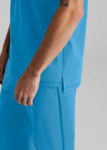Traje de hospital de venta de alta calidad para hombres Color personalizado y diseño MOQ bajo tejido modelo superior Scrubs en color sólido - Product Image 5