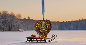 Modern Style Hand-Carved Ganesha Sculpture <b>Leaf</b>-Design Aluminium <b>Wall</b> Hanging for Home or Office <b>Decorative</b> Purpose - Product Image 2