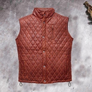 Chaleco de Moda Acolchado de Cuero con Aspecto Vintage Genuino para Hombre, con un Corte Tradicional Diseñado para la Comodidad Diaria - Product Image 2