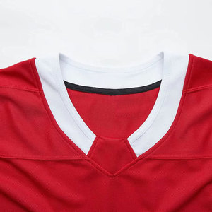 Maillot de hockey sur glace élégant avec matière respirante, parfait pour les entraînements et les tenues de sport décontractées. - Product Image 3