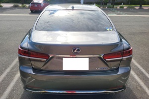UTILISÉ LHD/RHD 2018 LEXUS LS 500H - Product Image 2