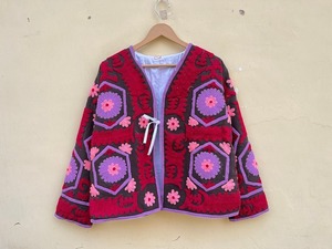 Suzani เสื้อแจ็คเก็ตปักลายดอกไม้สำหรับผู้หญิงเสื้อคลุมผ้าฝ้ายสไตล์โบฮีเมียนทำด้วยมือของขวัญสำหรับเธอสไตล์โบฮีเมียนอบอุ่น - Product Image 6