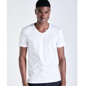 T-shirts à col en V standard pour hommes, vierges et bon marché, T-shirt à séchage rapide, T-shirts à col en V avec impression de sublimation personnalisée et logo - Product Image 4