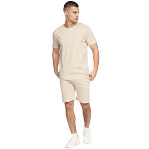 เสื้อแขนสั้นและกางเกงขาสั้นสำหรับผู้ชายเสื้อพิมพ์ลายฉลากส่วนตัวสำหรับฤดูร้อนสินค้าใหม่ทันสมัย - Product Image 1
