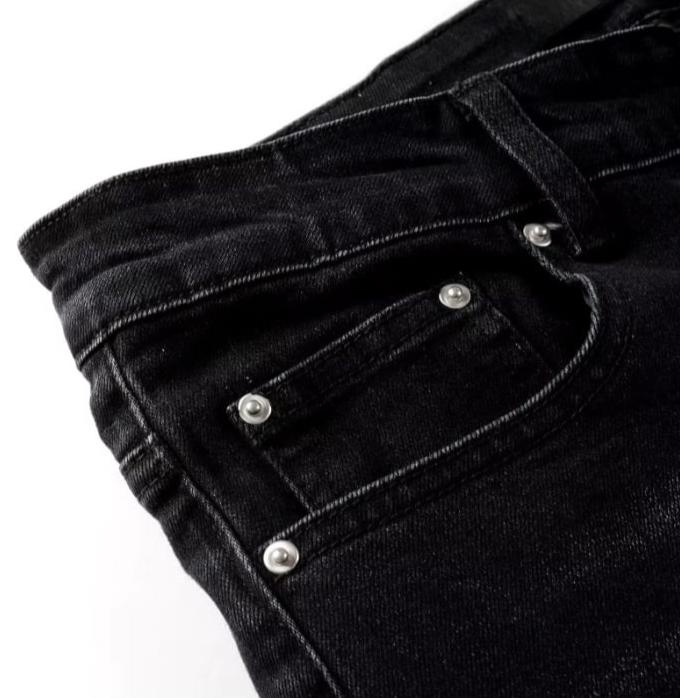 Custom Wholesale Blue Star Patch Denim Jeans Men Tapered Ripped