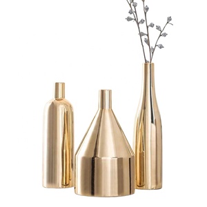 Top Selling Iron Metal Flower <b>Vases</b> <b>Set</b> Antique Design Manufacturer Customized Hammered Home Decoration Table <b>Vase</b> High Quality - Product Image 2