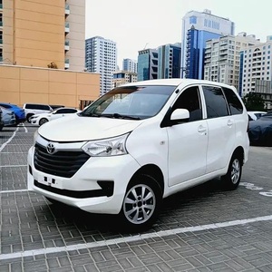 EXCELLENT ÉTAT 2017 TO-YO-TA AV-AN-ZA TRANSMISSION AUTOMATIQUE 4 CYLINDRES SIÈGES EN CUIR - Product Image 1