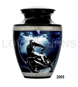 Urne funéraire pour moto, adulte, homme, capacité de 200 pouces cubes, métal argenté poli, corps noir, comprend un sac en velours anti-rayures - Product Image 1