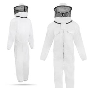 Traje de apicultura profesional para hombres y mujeres Capucha ventilada Ideal para la apicultura en el patio trasero y la captura de abejas - Product Image 4