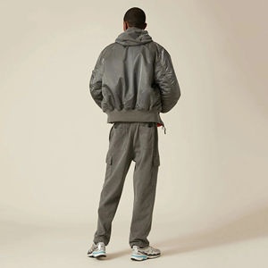 Nouvelle veste bomber d'hiver pour homme 2026, surdimensionnée, gris foncé, toile, nylon, imperméable, réversible, col montant, écologique, vente en gros - Product Image 2