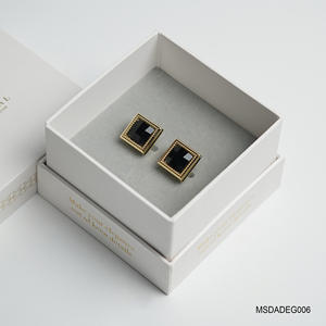 Boutons de manchette en or 18 carats de qualité supérieure pour homme, en météorite noire facettée Fengshui - MSDADEG006 |   Collection Tinh Vu |   Vietnam - Product Image 2