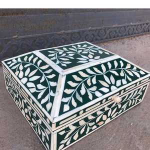 Caja de almacenamiento de madera exquisita hecha a mano con incrustaciones de hueso organizador de lujo para accesorios de joyería uso doméstico - Product Image 2