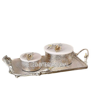 Juego de 2 cuencos decorativos chapados en oro con bandeja, Material de mármol de aluminio para servir comida, fruta, cuenco de excelente calidad - Product Image 1